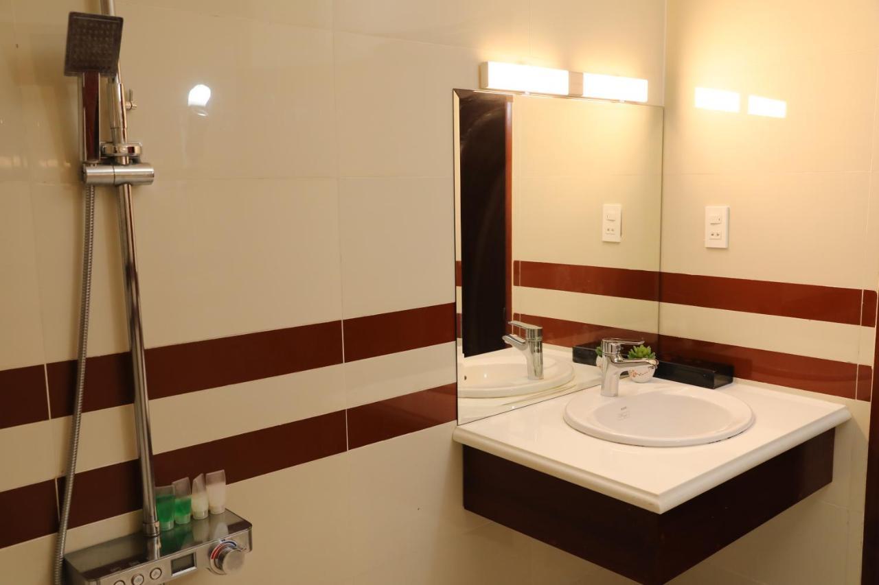 Thanh Vinh Hotel & Apartment Хошимин Экстерьер фото
